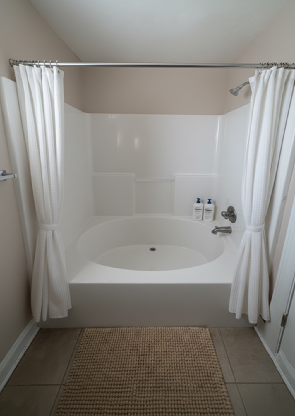 Tub